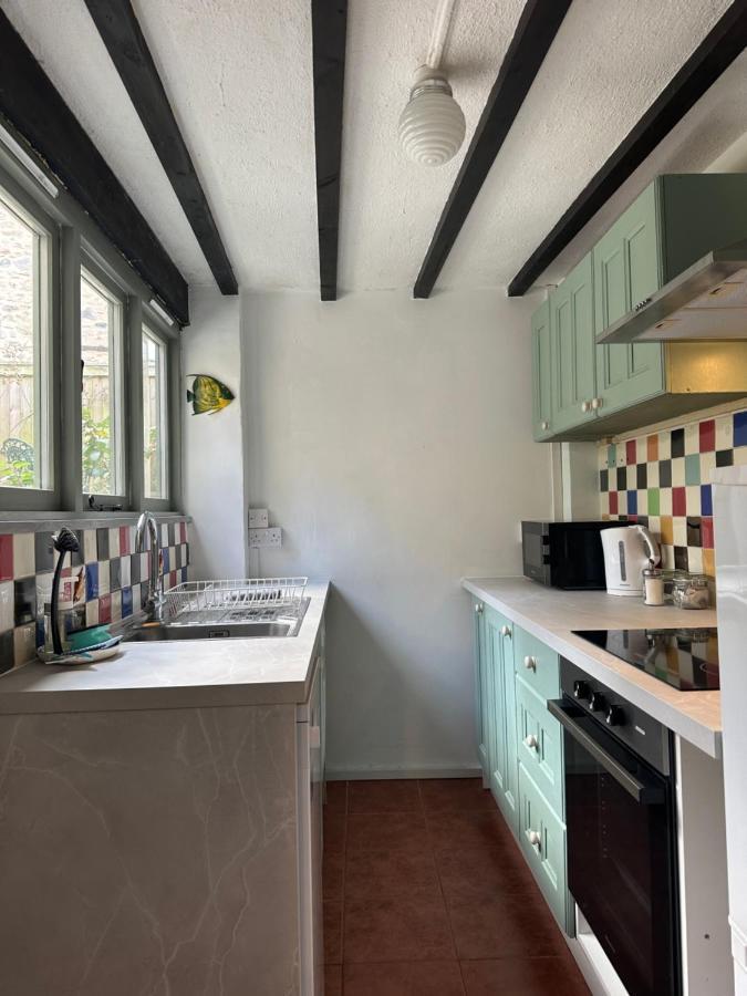 Nutshell Cottage Seaton  Bagian luar foto