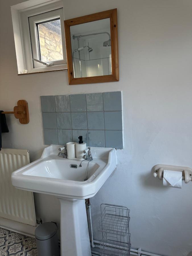 Nutshell Cottage Seaton  Bagian luar foto