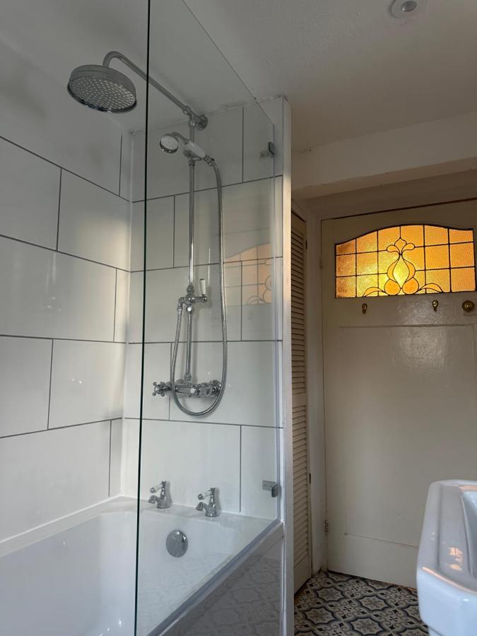 Nutshell Cottage Seaton  Bagian luar foto