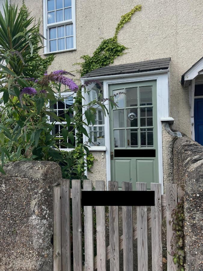 Nutshell Cottage Seaton  Bagian luar foto